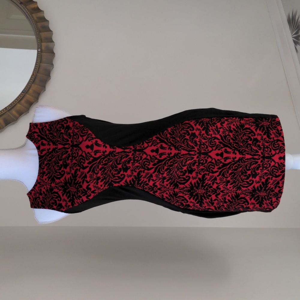 Extra small red and black slimming fitted Bailey Girl dress